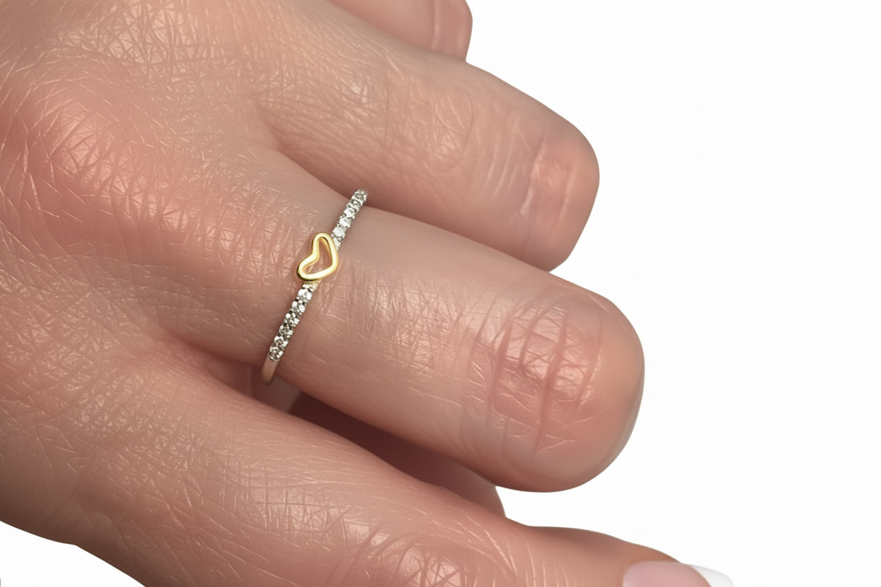 Gold Heart Sparkling Stacking Ring